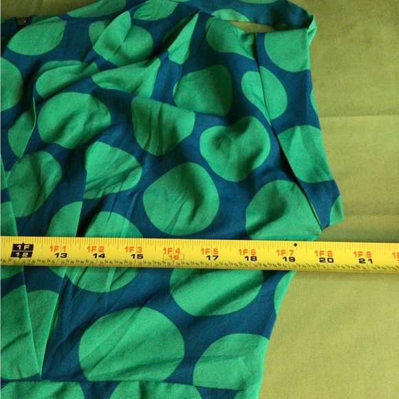 CLOSET BLU  Green POLKA dot dress with pockets in the sides - Picture 10 of 13